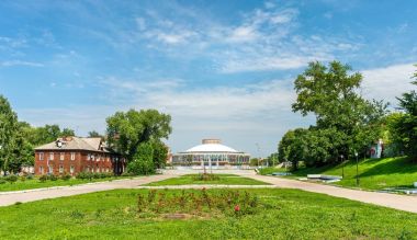Ryazan, Rusya'nın bina sirk ile kamu bahçe