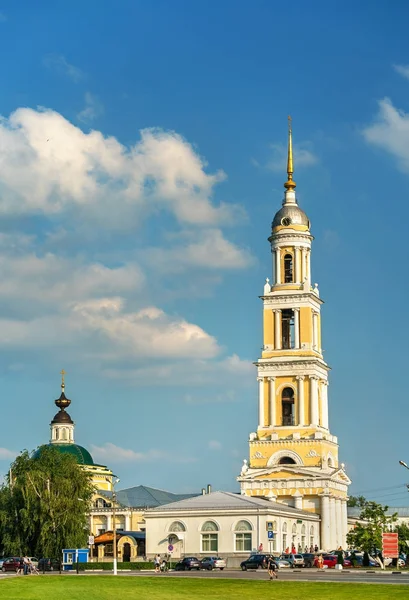 约翰在科洛姆纳、 俄罗斯的使徒教堂的钟塔 — 图库照片