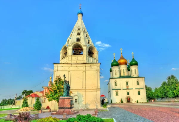 De kathedraal van de veronderstelling in Kolomna, Rusland — Stockfoto