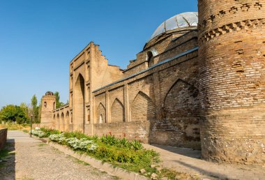 Medrese Kuhna Hisor kale, Tacikistan yakınındaki görünümünü