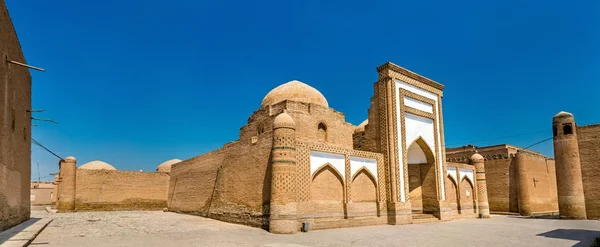 Mohammed amin inak madrasah a Itchan Kala, Khiva, Üzbegisztán — Stock Fotó
