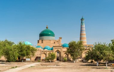 Hiva tarihi merkezi Itchan Kala kalede tarihi camide. UNESCO Dünya Mirası Özbekistan'a
