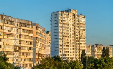 Troieschyna, Kiev, Ukrayna'nın büyük bir mahalle Sovyet dönemi konut binalarında