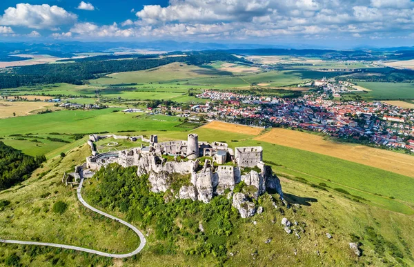 Vista aérea del castillo Spissky hrad o Spis, Patrimonio de la UNESCO en Eslovaquia —  Fotos de Stock