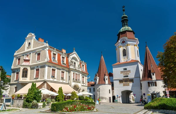 Steiner Tor, 1400-luvun portti Krems an der Donaussa, Wachaun laaksossa Itävallassa — kuvapankkivalokuva