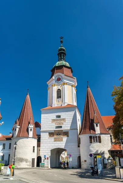 Steiner Tor, a 15th century gate in Krems an der Donau, the Wachau valley of Austria — Stock Photo, Image