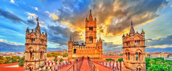 Palermo Cathedral), об "єкт всесвітньої спадщини ЮНЕСКО в Сицилії (Італія). — стокове фото