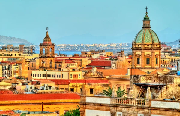 Palermo vom Dach der Kathedrale aus gesehen - Sizilien — Stockfoto