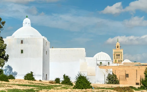 Mesquita Barbier ou Mausoléu Sidi Sahab em Kairouan, Tunísia — Fotografia de Stock