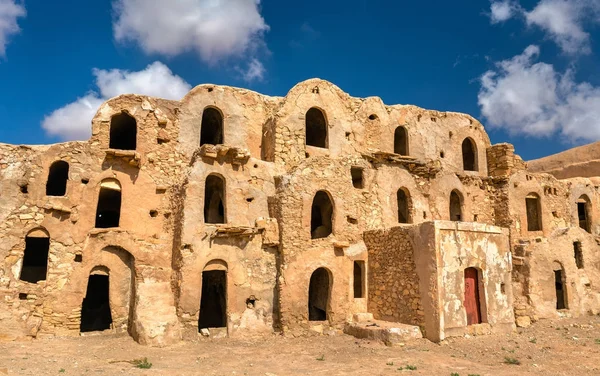 A Ksar Ouled Abdelwahed Ksour Jlidet faluban Dél-Tunézia — Stock Fotó