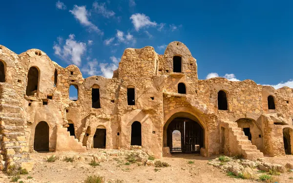 Ksar Ouled Abdelwahed al villaggio di Ksour Jlidet nel sud della Tunisia — Foto Stock