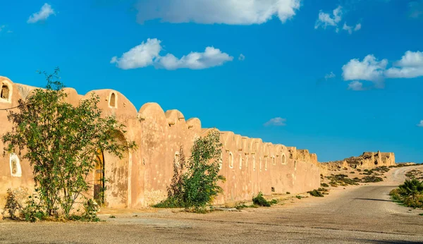 Ksar Ouled Debbab, een vestingstad in de buurt van Tataouine, zuiden van Tunesië — Stockfoto