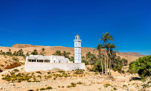 Ksar Hallouf 的清真寺, 突尼斯南部梅德宁省的一个村庄 — 图库照片