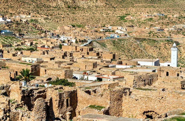 Veduta di Toujane, un villaggio di montagna berbero nel sud della Tunisia — Foto Stock