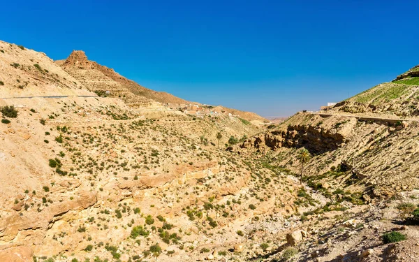 Landschaft bei toujane, einem berberberischen Bergdorf in Südtunesien — Stockfoto