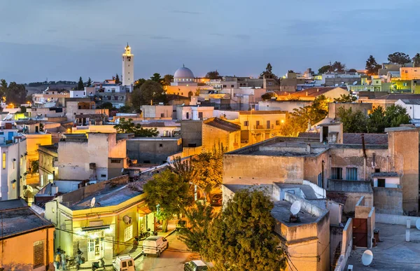 El Kef, Kuzeybatı Tunus bir şehir gece manzarası — Stok fotoğraf