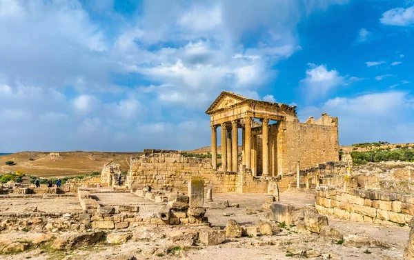 The Roman Capitol at Dougga. UNESCO heritage site in Tunisia — Stock Photo, Image