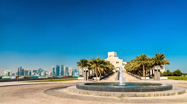Az iszlám Művészetek Múzeumának, doha, Katar — Stock Fotó
