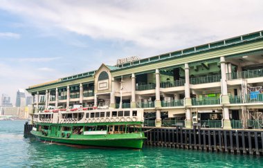 Hong Kong Merkez feribot Piers teknede