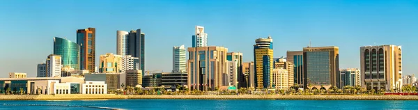 Panorama města Manáma centrální obchodní čtvrti. Království Bahrajn — Stock fotografie