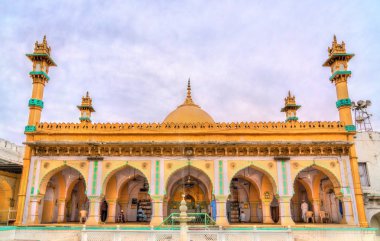 Şeyh Zainuddin Khuldabad Khuldabad - Maharashtra, Hindistan Dargah Camii