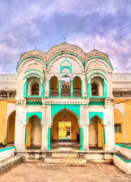 Dargah Zainuddin Khuldabad 在印度的 Khuldabad-马哈拉施特拉邦 — 图库照片