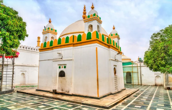 Dargah van Sheikh Zainuddin Khuldabad in Khuldabad - Maharashtra, India — Stockfoto