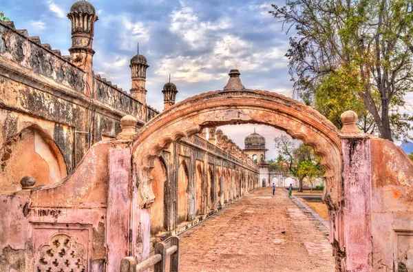 Muren van Bibi Ka Maqbara, ook bekend als Mini Taj Mahal. Aurangabad, India — Stockfoto