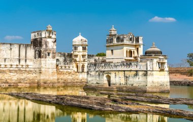 Maharani'nin Shri Padmini Mahal, Chittorgarh Fort sarayda. UNESCO Dünya Mirası Rajastan, Hindistan