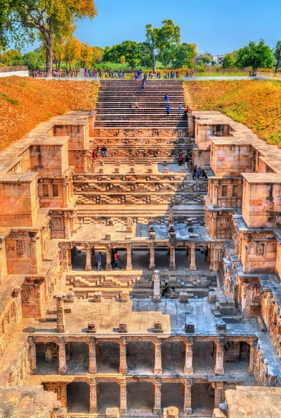 Rani ki vav, un trampolín intrincadamente construido en Patan - Gujarat, India —  Fotos de Stock