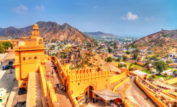 Jaipur kalede Amer görünümünü. Önemli bir turistik Rajasthan, Hindistan