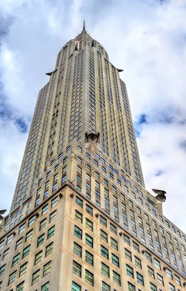 El edificio Chrysler, un rascacielos de estilo Art Deco en Manhattan. Construido en 1930 — Foto de Stock