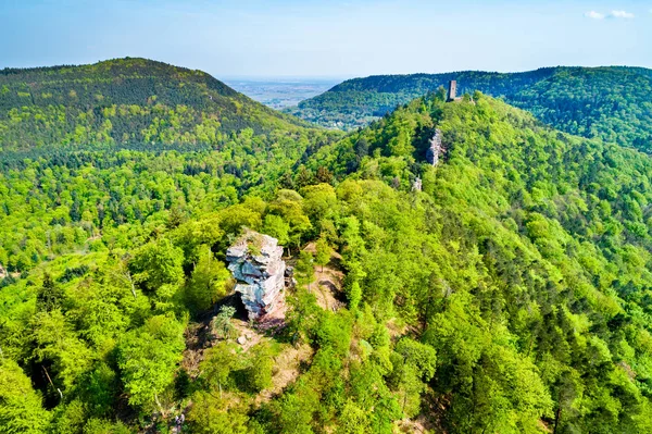 Anebos and Scharfenberg Castles in the Palatinate Forest. Rhineland-Palatinate, Germany — Stock Photo, Image