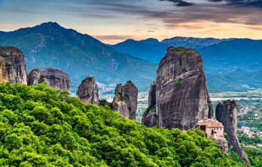Yunanistan 'da Meteora' da Roussanou Manastırı