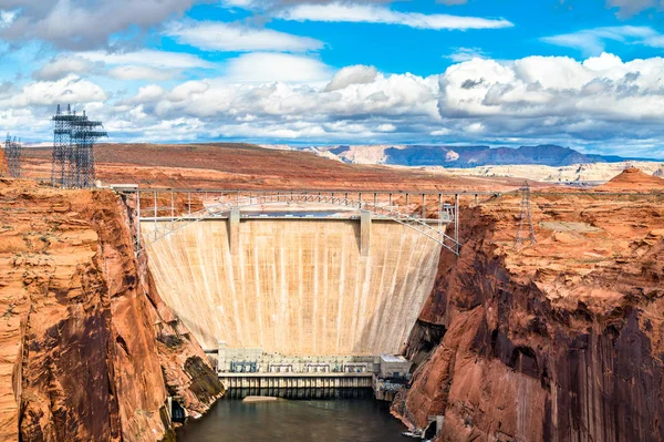 Glen Canyon Dam on the Colorado River in Arizona — Stock Photo, Image