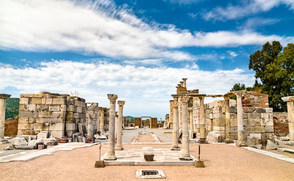 Ephesus, Türkiye 'deki Aziz John Bazilikası' nda Aziz John 'un mezarı — Stok fotoğraf