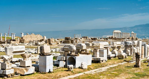 Türkiye 'nin batısında bir arkeoloji sahası olan Lycus' ta Laodicea — Stok fotoğraf