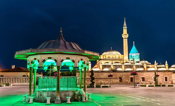 Heiligdom van Jalaluddin Rumi in Konya, Turkije — Stockfoto