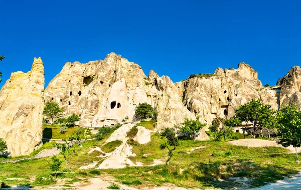 Formaciones rocosas en Goreme - Capadocia, Turquía — Foto de Stock