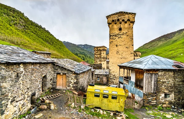 Chzhashi村のSvan塔-上スヴァネティ,グルジア — ストック写真