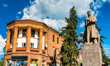 Gyumri, Ermenistan 'daki Stepan Shahumyan Heykeli