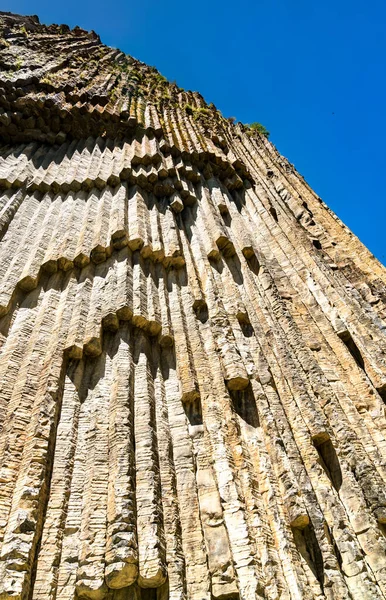 Basalt column formations in the Garni Gorge, Armenia — Stock Photo, Image