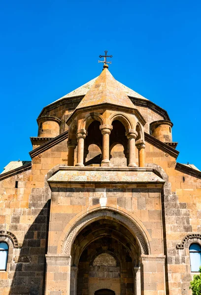 Iglesia de Santa Hripsime en Vagharshapat, Armenia — Foto de Stock