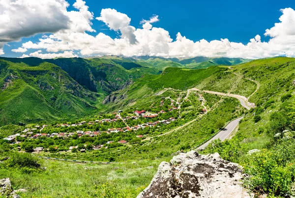 Vorotan river canyon bei halodzor in armenien — Stockfoto