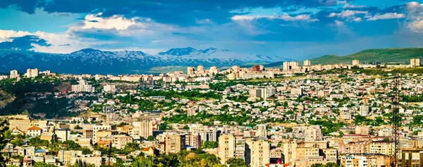 아르메니아의 예레반 시의 경관 — 스톡 사진