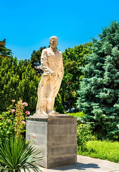 Sztálin szobra Goriban, Georgiában. Gori Joseph Sztálin szülőhelye. — Stock Fotó