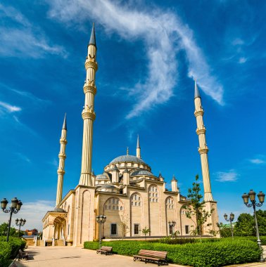 Rusya 'nın Grozny şehrindeki Çeçenistan Camiinin Yüreği