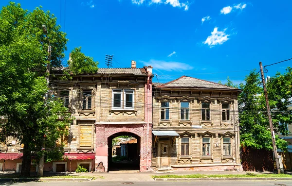 Traditionele huizen in de oude stad van Nizjni Novgorod, Rusland — Stockfoto