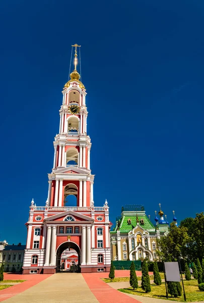 Dzwonnica klasztoru kazańskiego w Tambovie, Rosja — Zdjęcie stockowe