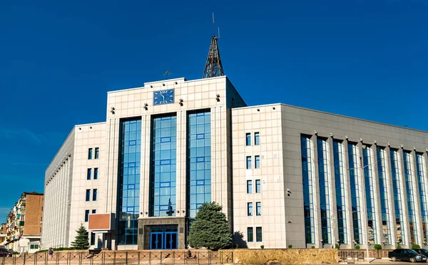 Здание Государственного центрального банка в Липецке, Россия — стоковое фото